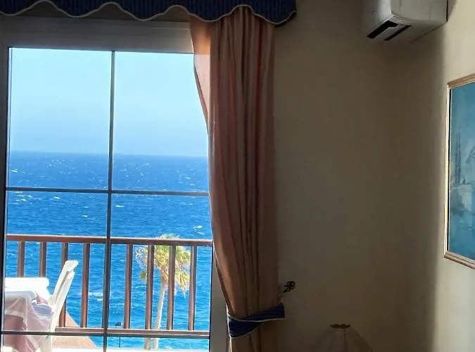 Rocas Del Mar * Costa Del Silencio